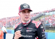 开云体育登录-关于哈斯车队鏖战雷诺车队，拉塞尔关键制胜的信息