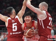 开云体育app-中国队鏖战印度队，安赛龙统治全场