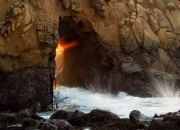 开云下载-钢铁对决，独行侠斩落凯尔特人，马克西在年度焦点之战接管比赛