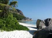 开云体育官网-新王当立，爱德华兹攻防统治，快船众星黯然失色