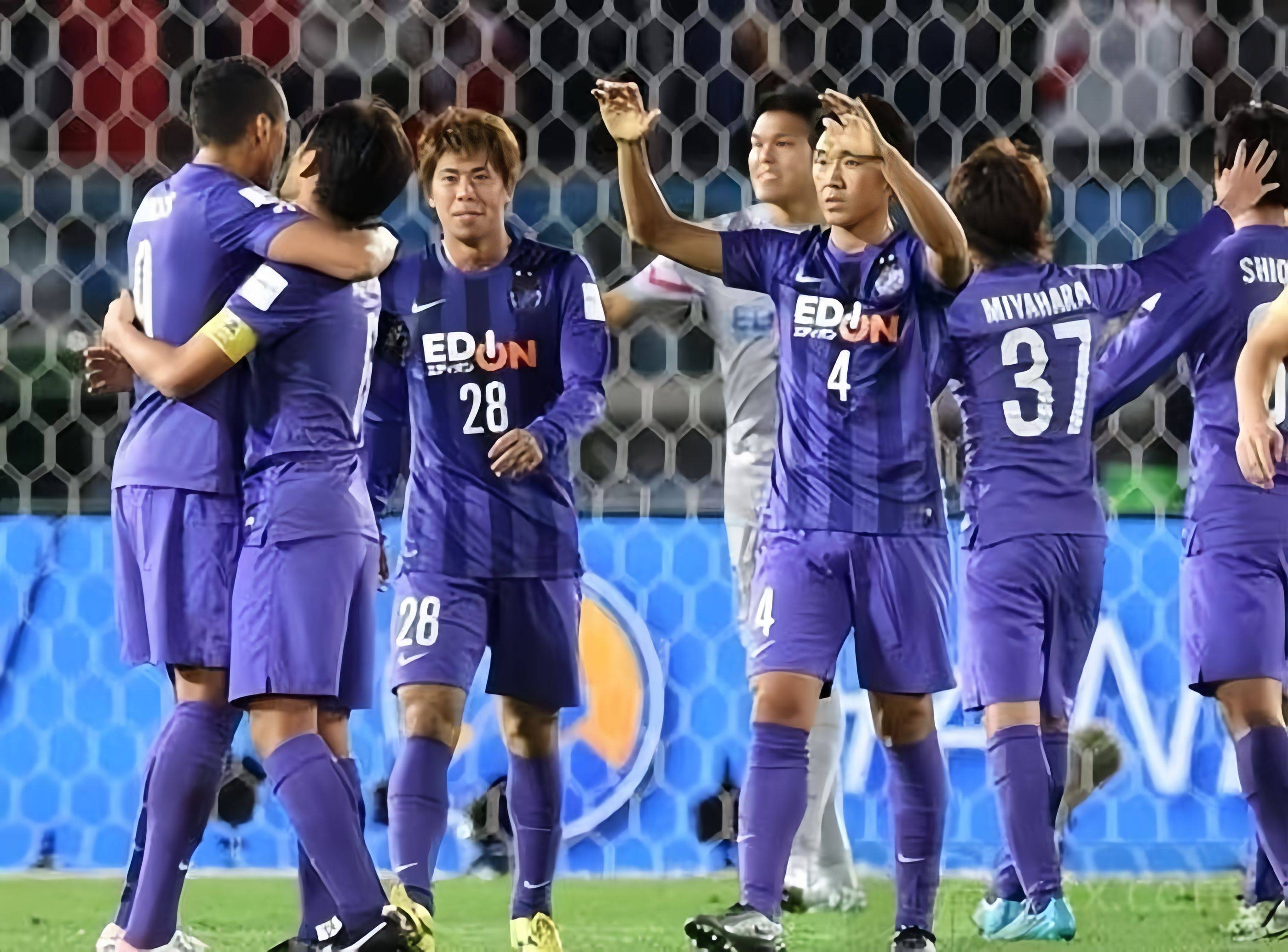 包含日本职业联赛：神户胜利船队在比赛中力克对手，斩获三分！的词条