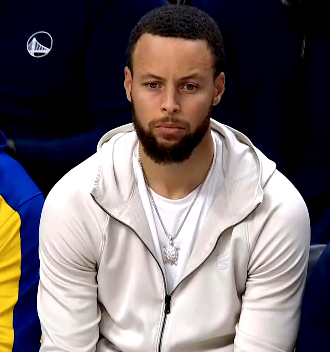 勇士主帅力挺队员，库里手感依旧火热战胜奇才的简单介绍