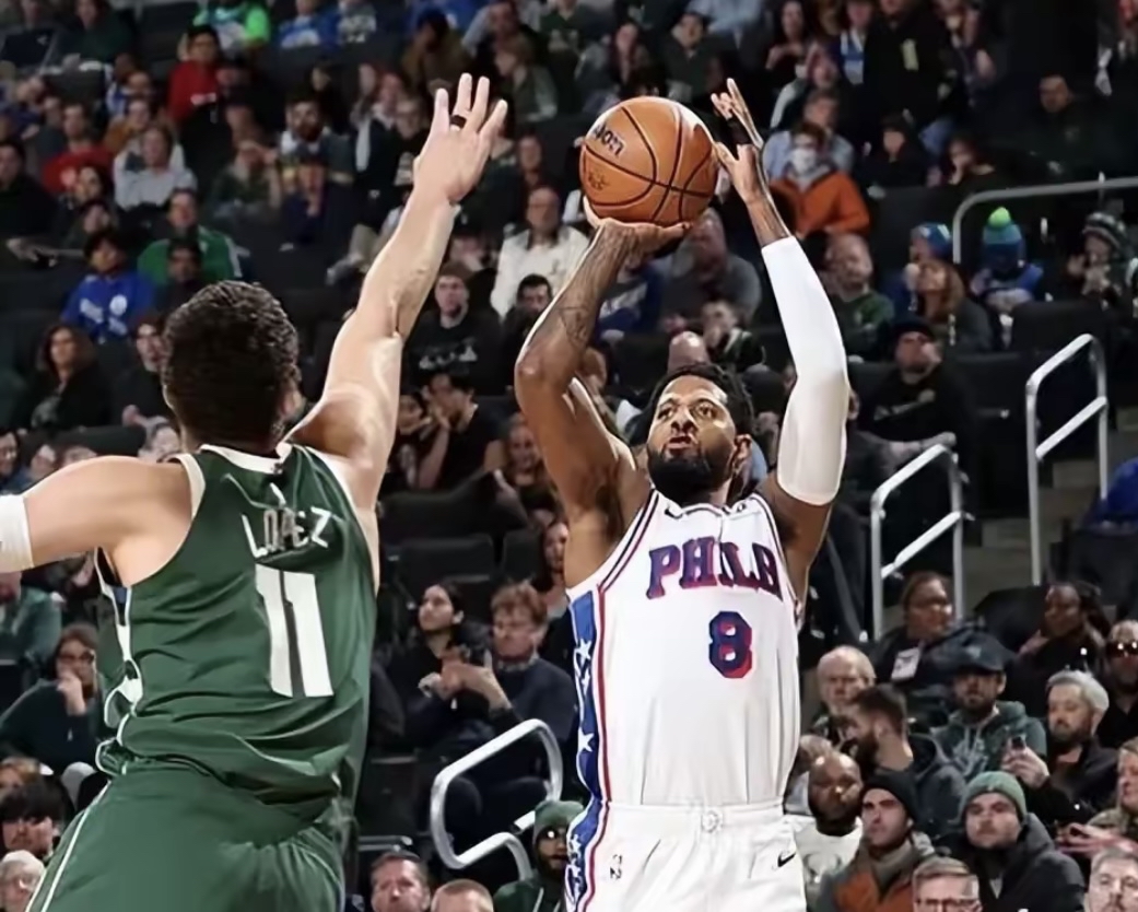 篮球男子胜负悬殊大逆转，精彩瞬间赢得掌声