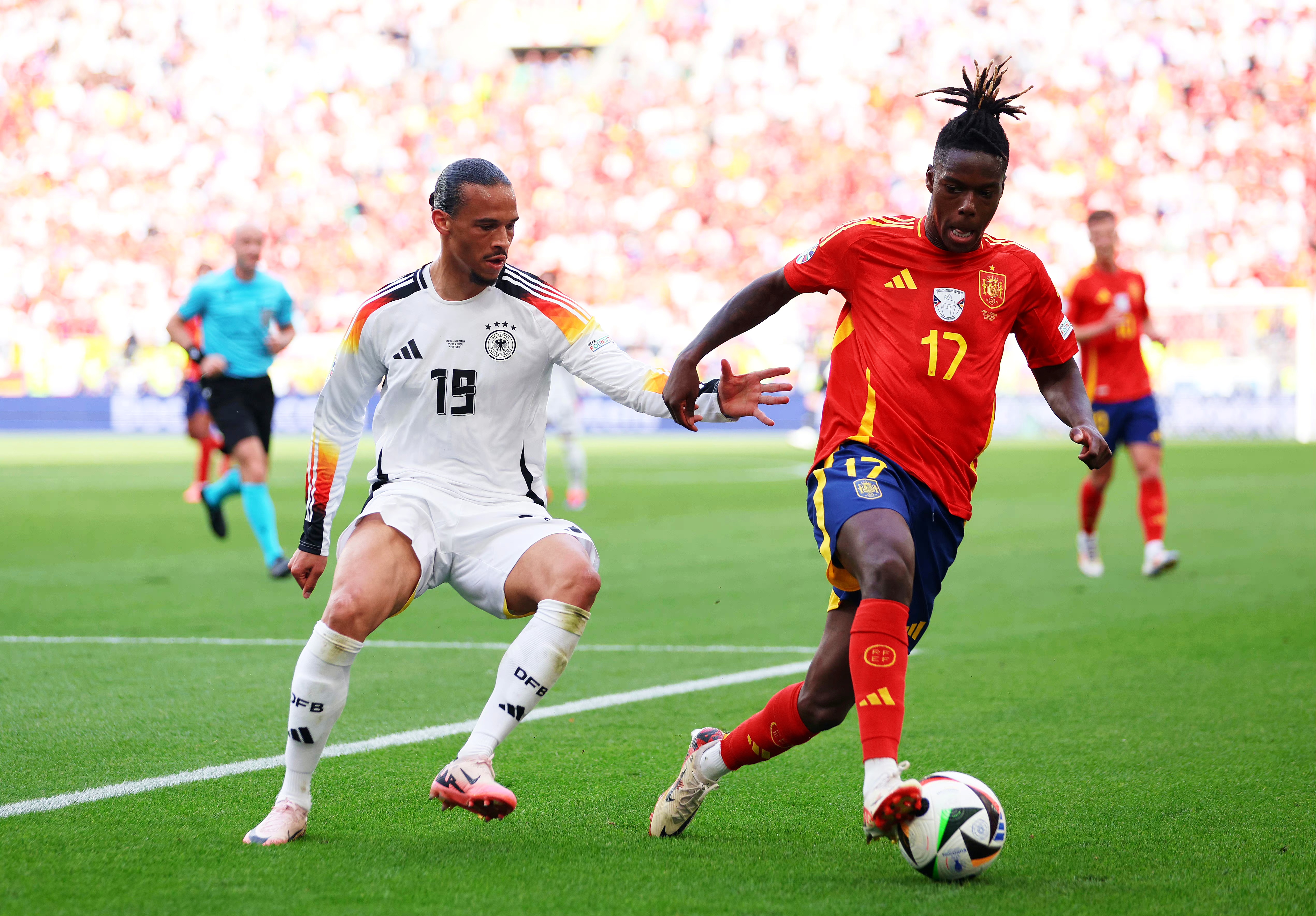 里昂绝杀英格兰，阿圭罗扛起全队