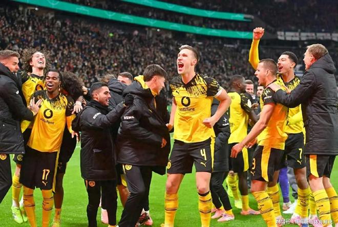 多特蒙德客场失利，争冠形势岌岌可危