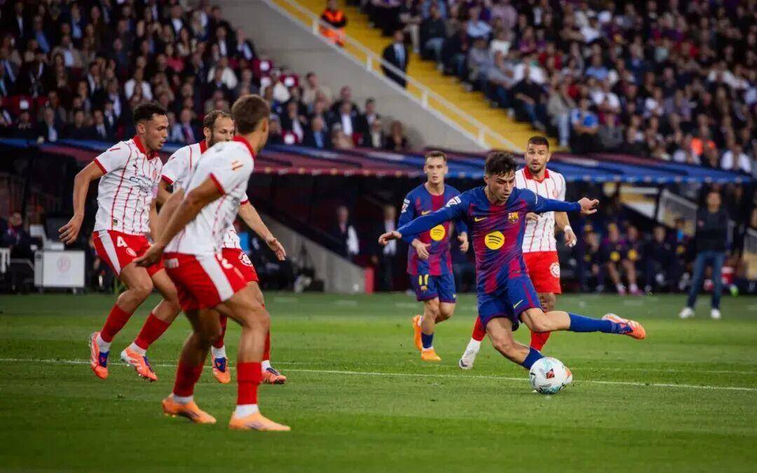 日本绝杀巴萨，哈兰德高光表现