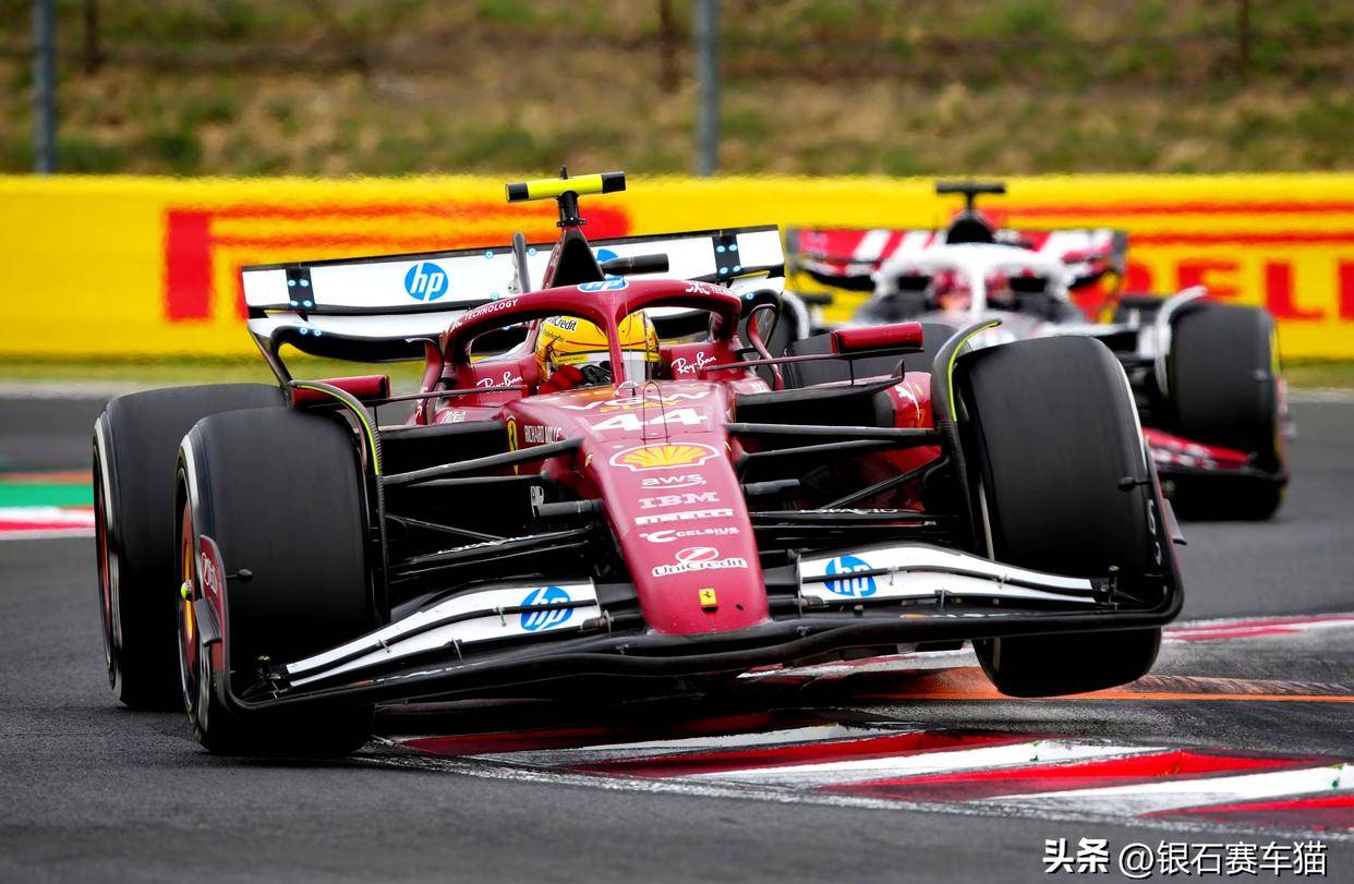 法拉利碾压哈斯车队，汉密尔顿扛起全队