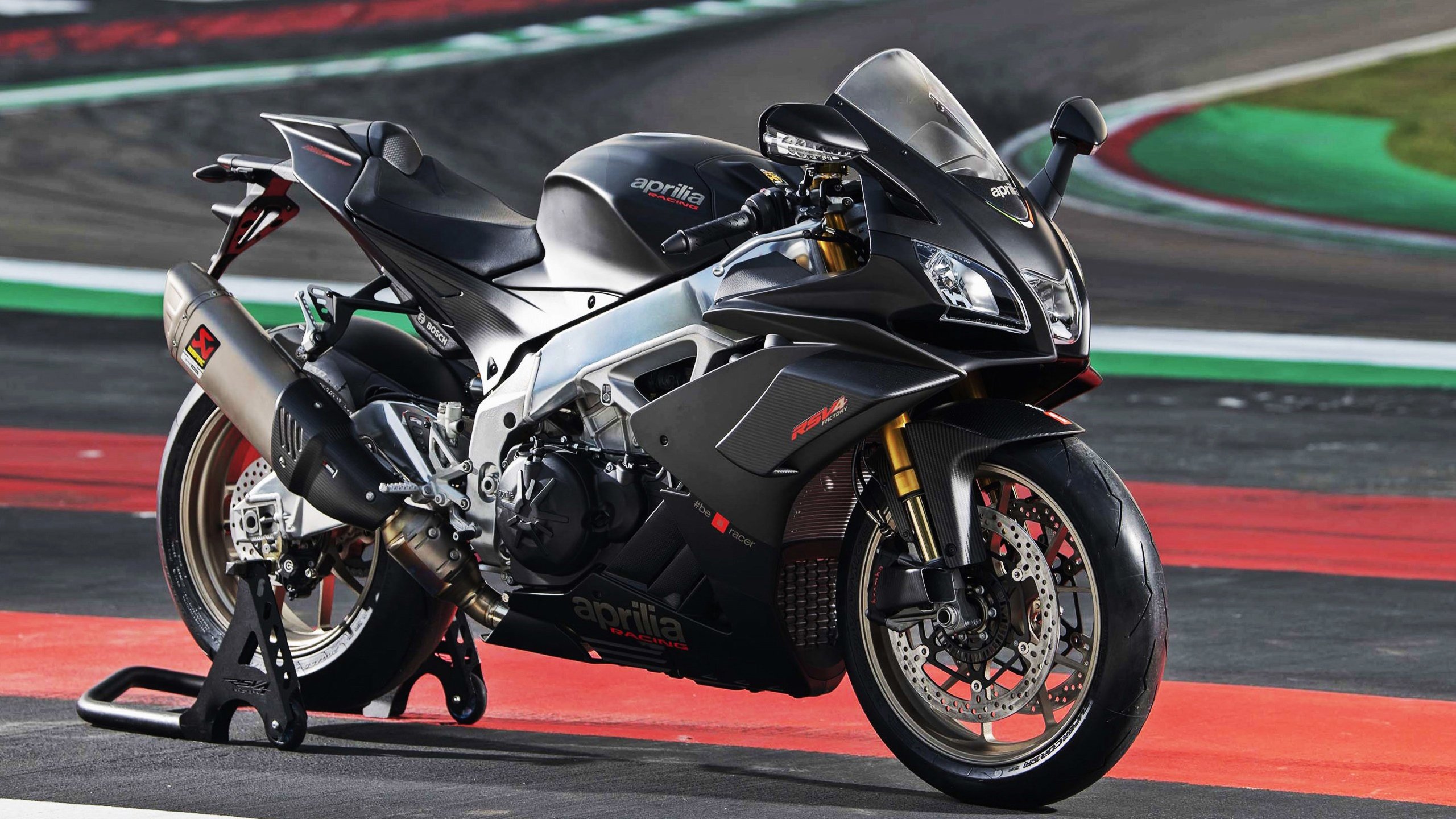 那个夜晚,他是球盲鉴定器,加维在欧冠半决赛的教科书表演