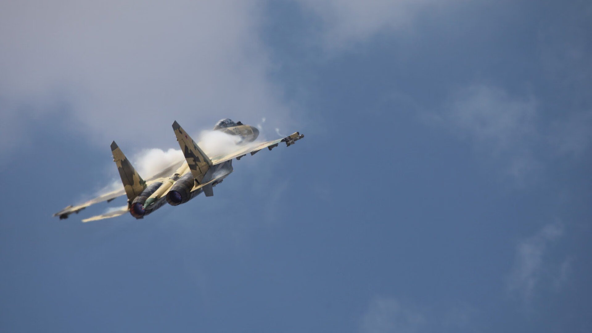 一场凌晨的德比，三亿人的共鸣，从伊斯坦布尔奇迹到中国足球的独家记忆