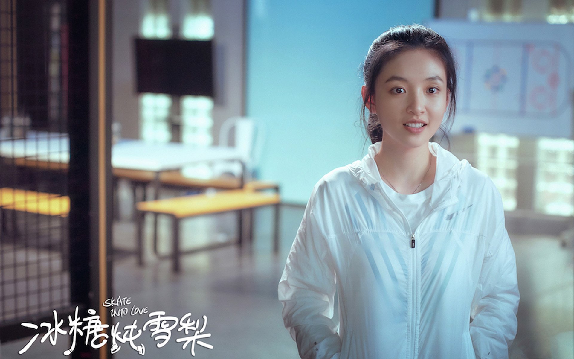 他背起一座城市的重量奔跑，当马丁内利在黄黑长城崩塌前挺直脊梁