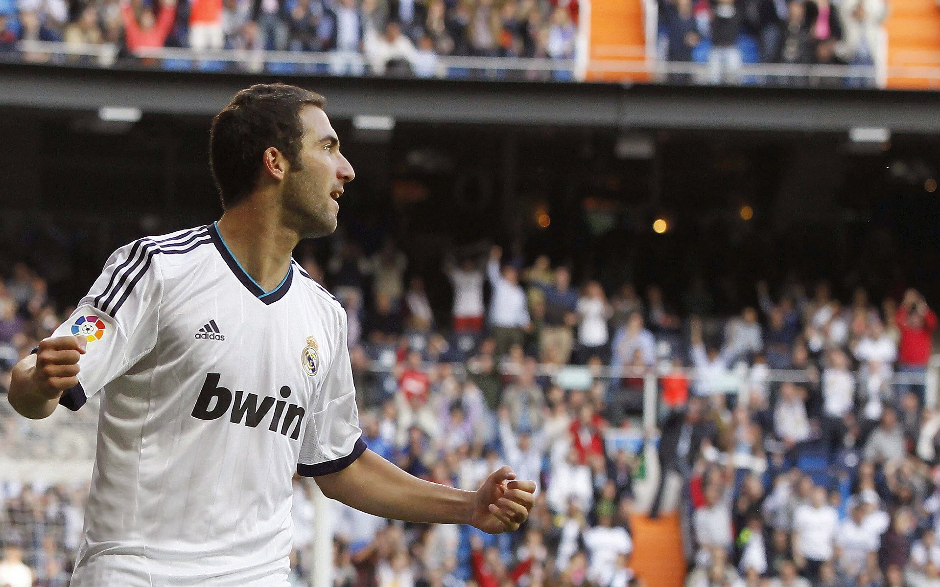 冰与火之歌,丹佛的锁链与赛道的流星