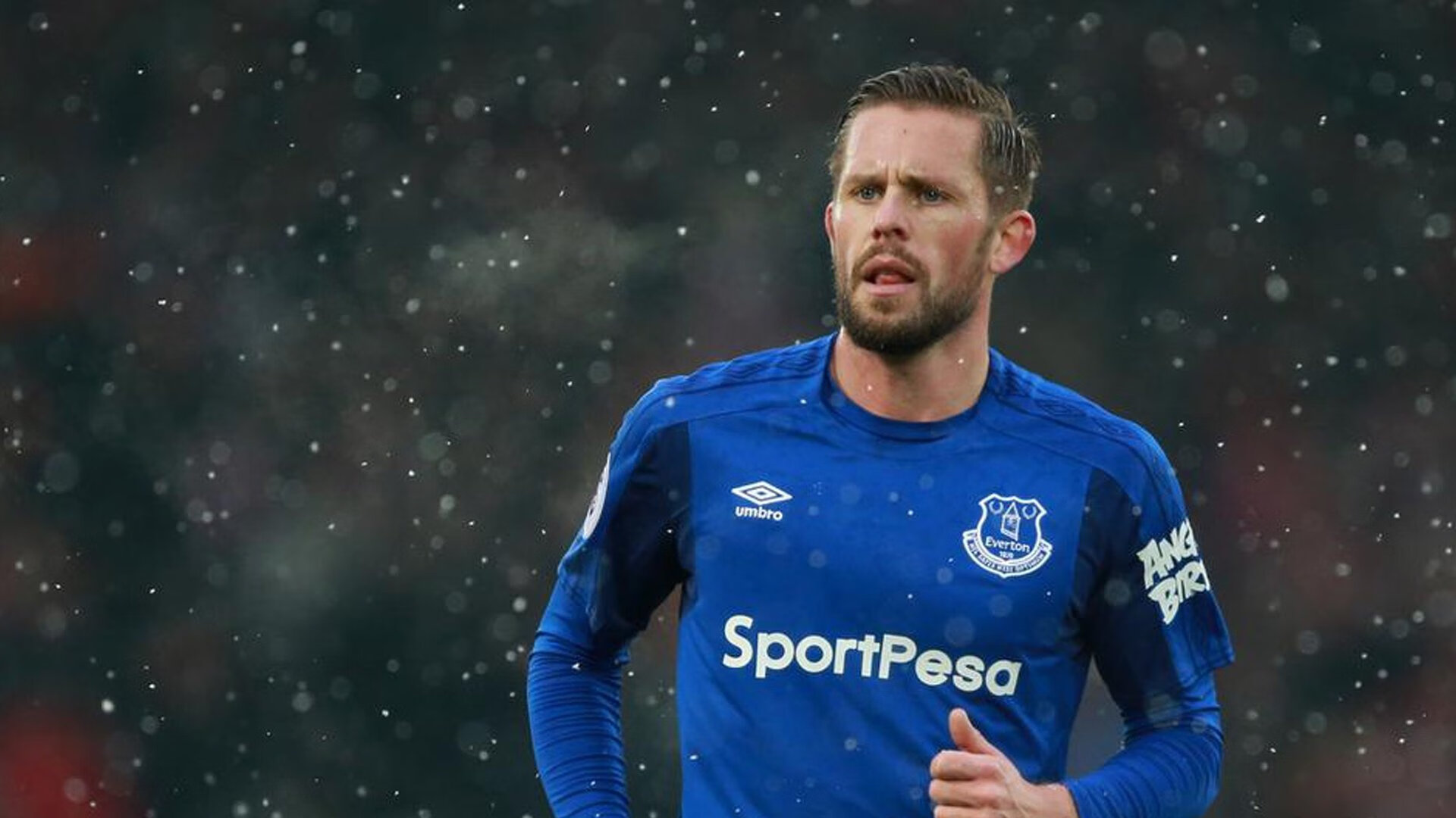 篮球欧冠，广东队淘汰赛演绎决赛级焦点战，力克辽宁队晋级