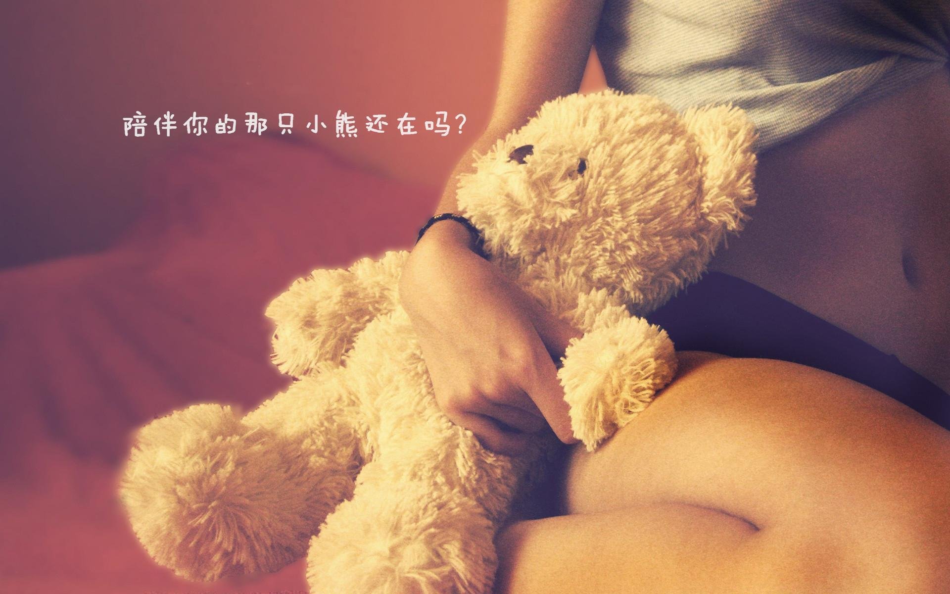 孤注一掷的蓝与红，德容导演致命一击，匈牙利在2026世界杯H组生死战中力克秘鲁